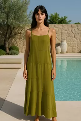 ROBE LONGUE À BRETELLES