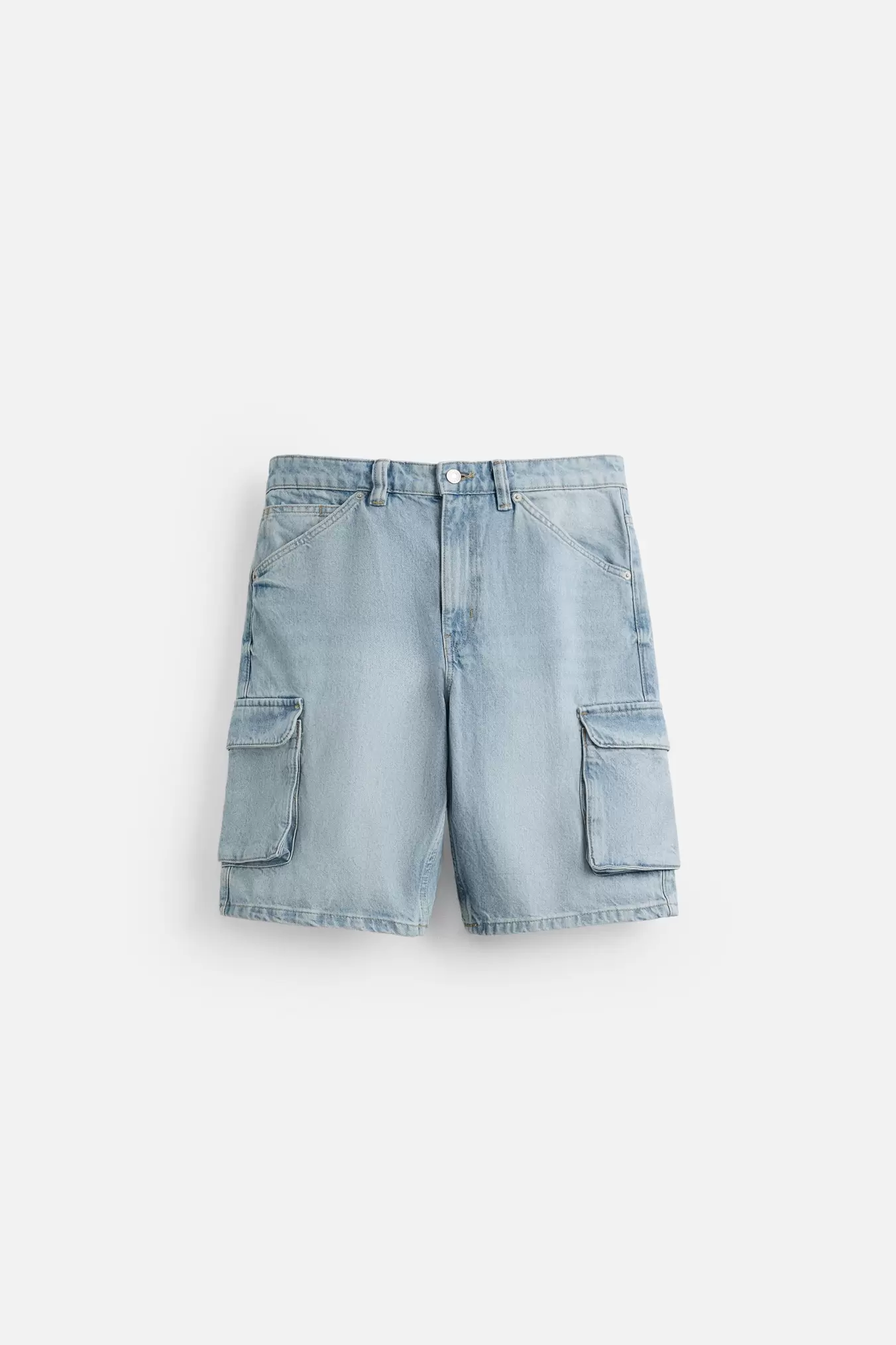 BERMUDA EN DENIM CARGO