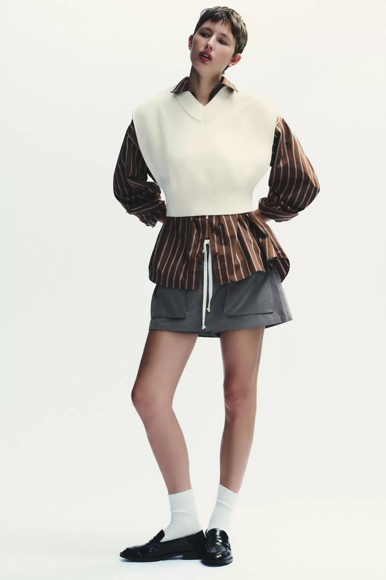 GILET COURT EN MAILLE UNIE