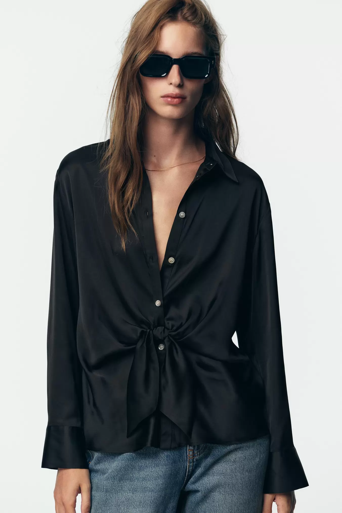 CHEMISE SATINÉE À NŒUD