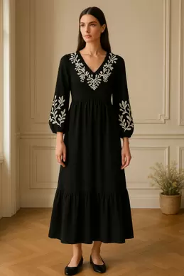 ROBE LONGUE IMPRIMÉ RELIEF