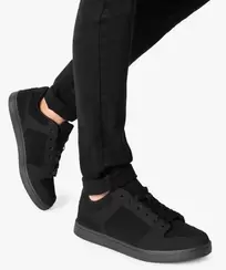 Baskets homme à lacets style skate shoes