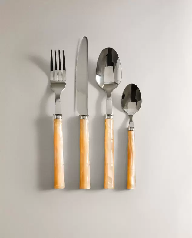 ENSEMBLE DE COUVERTS 4 PIÈCES EN BAMBOU
