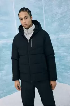 Doudoune imperméable à capuche et fermeture zip de DeFactoFit