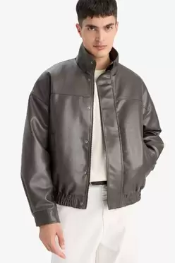 Blouson en simili cuir oversize à col montant
