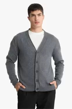 Cardigan à col en V et boutons Coupe décontractée
