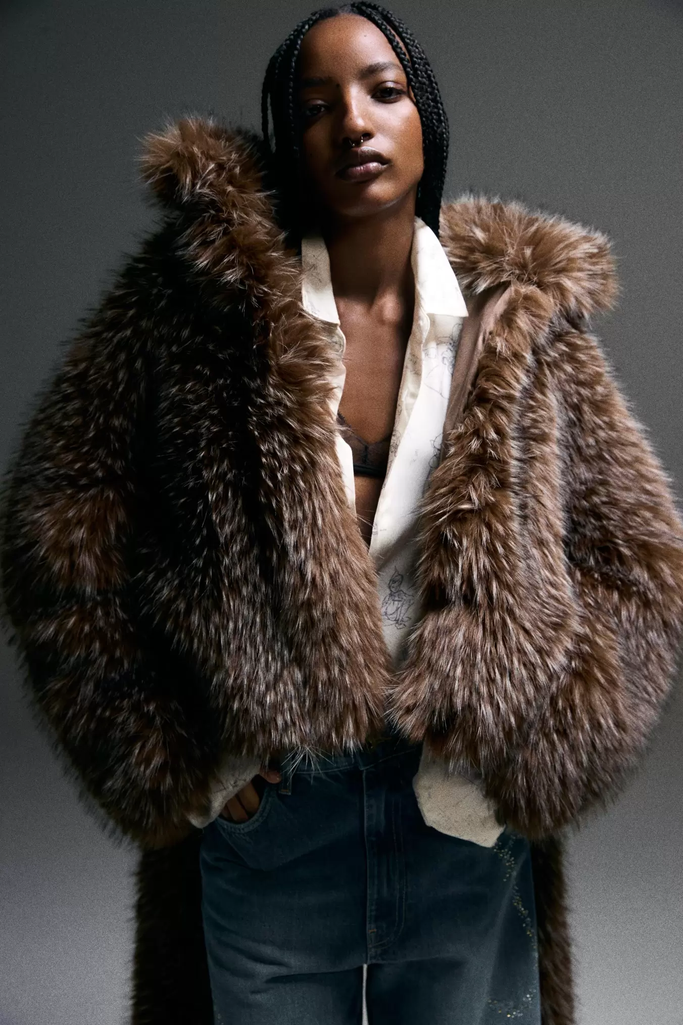 MANTEAU COURT EFFET FOURRURE HARRY LAMBERT FOR ZARA X DISNEY