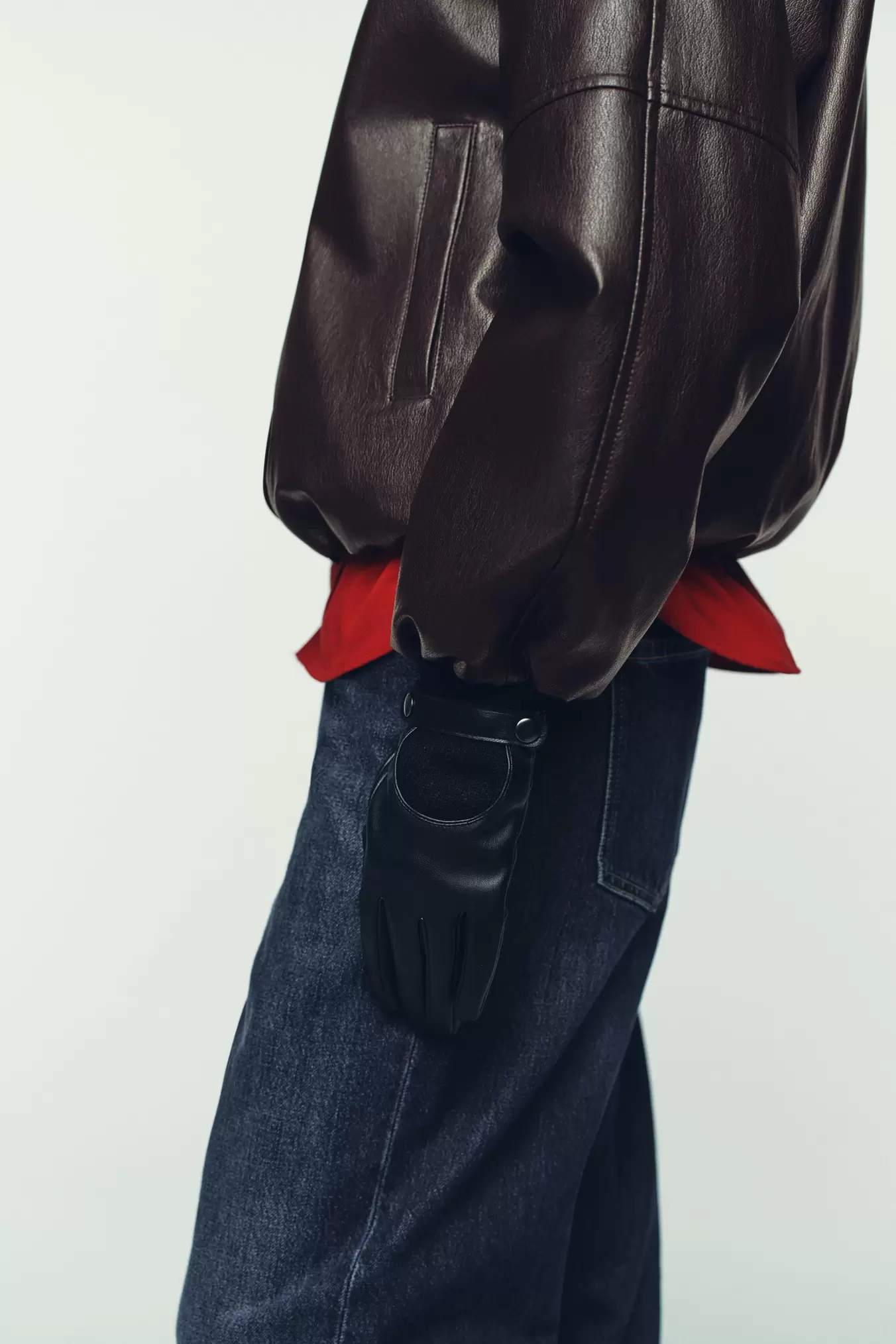 GANTS MATIÈRE SYNTHÉTIQUE ET MAILLE