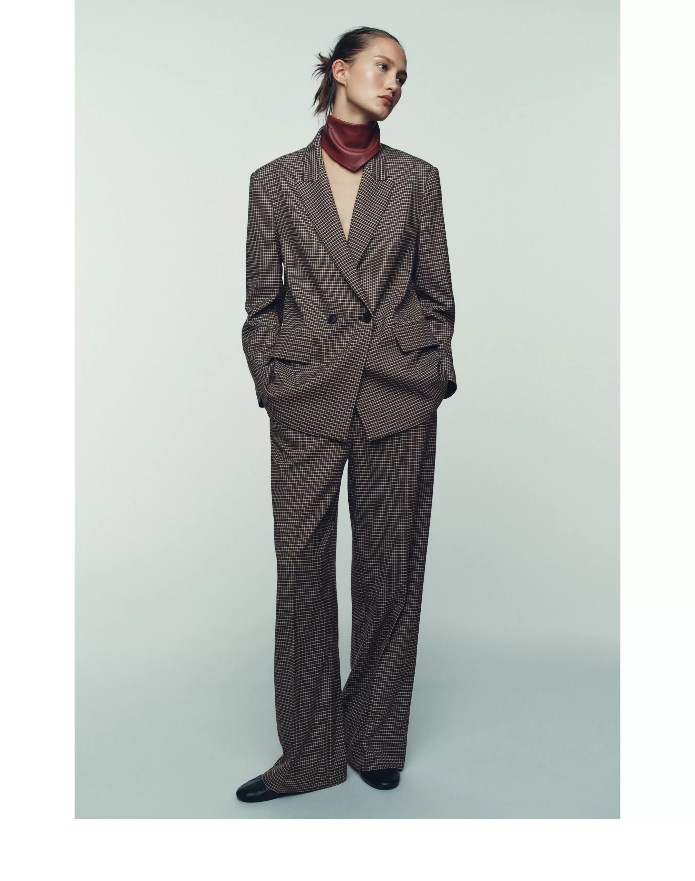 PANTALON DROIT À CARREAUX AVEC CEINTURE