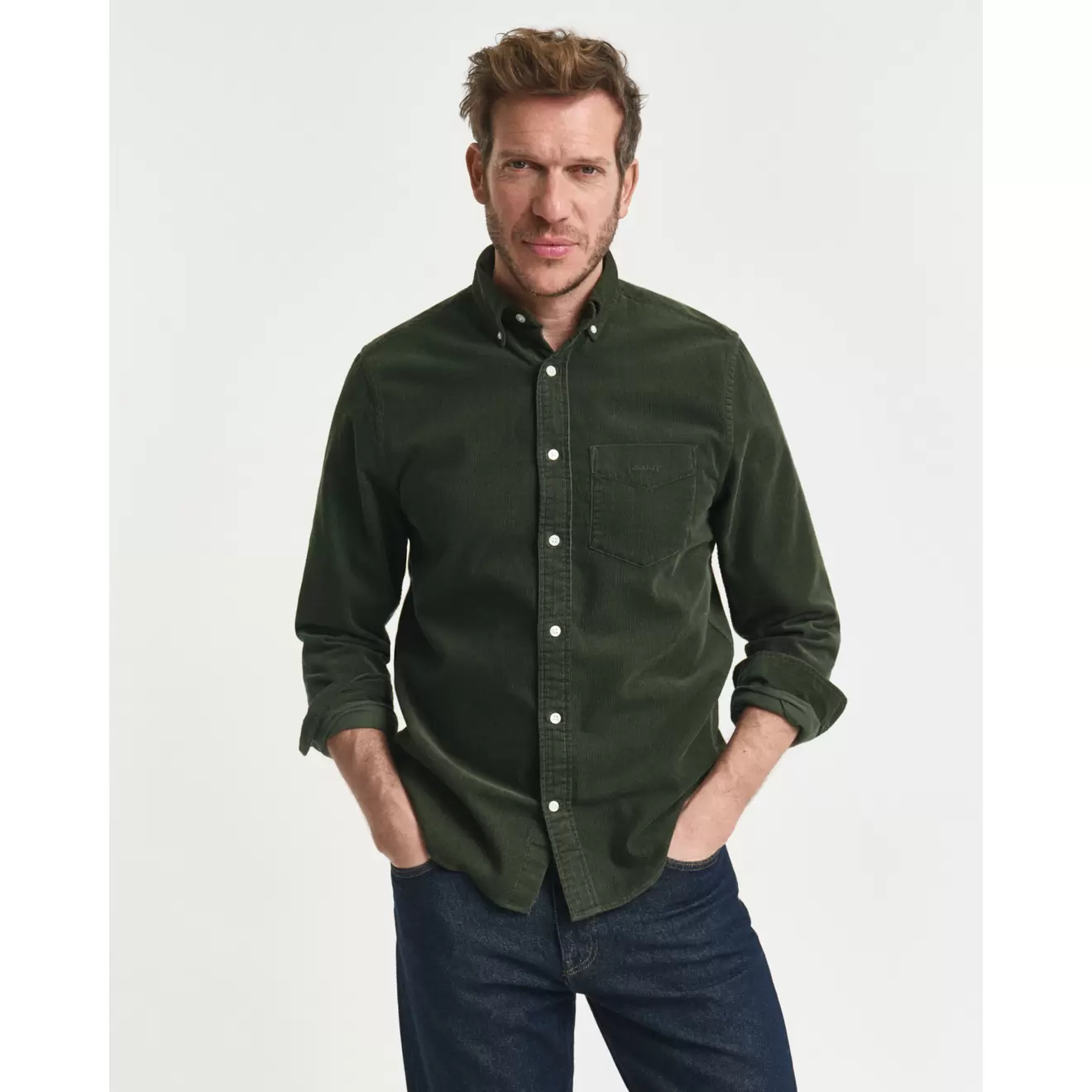 Chemise coupe regular en velours côtelé