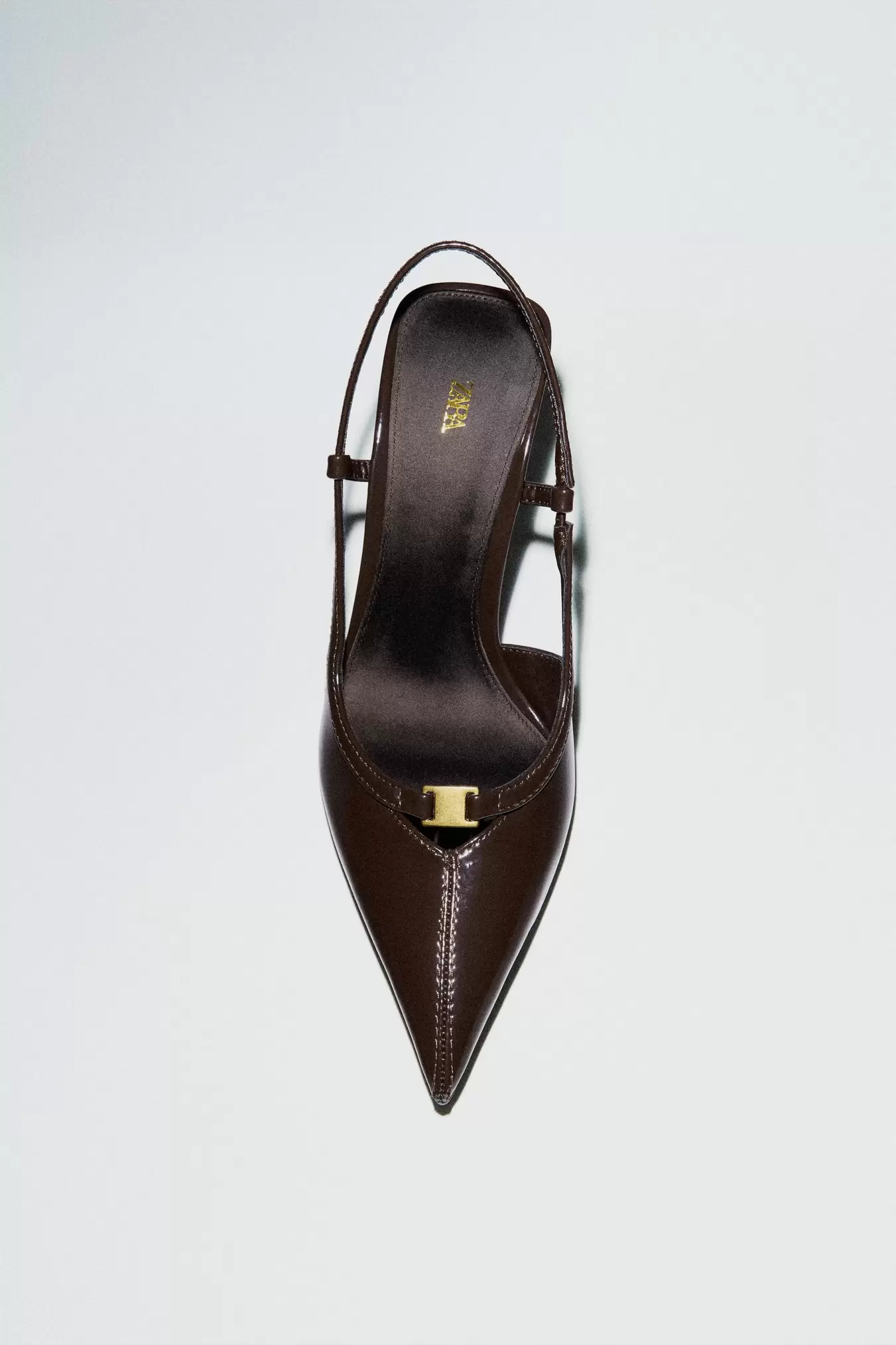 CHAUSSURES OUVERTES À L'ARRIÈRE POINTUES