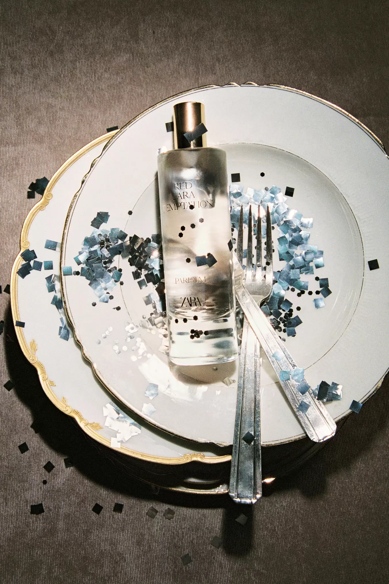 RED TEMPTATION LIMITED EDITION EDP 80 ML (2.71 FL. OZ).