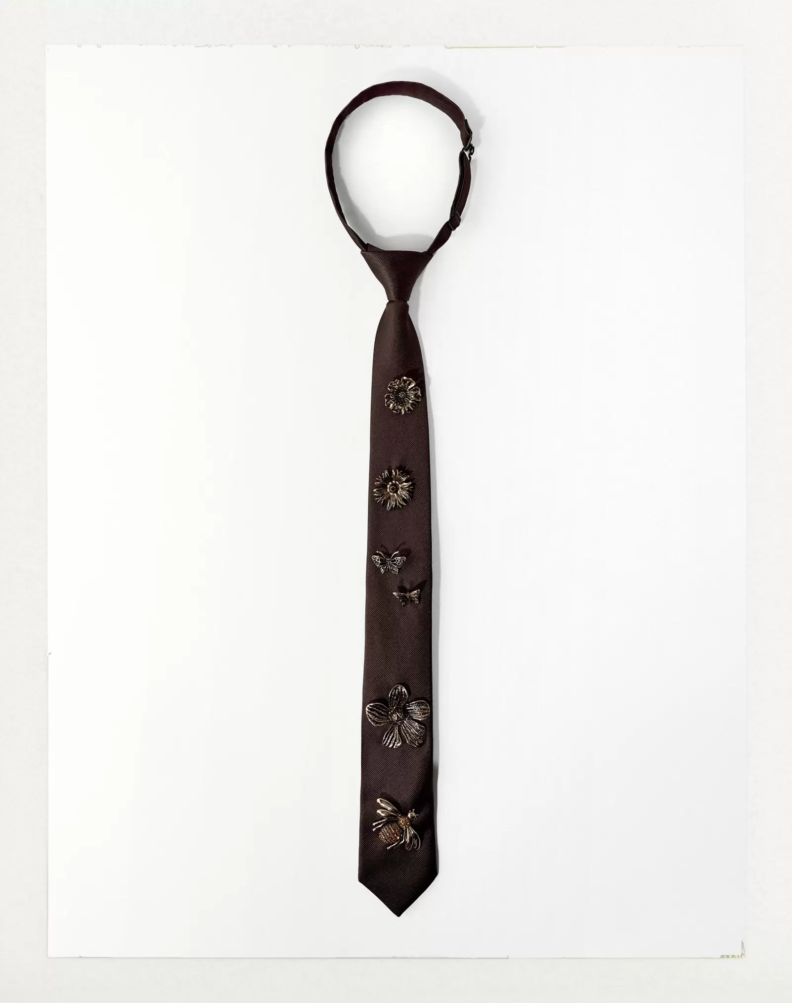CRAVATE UNIE FERMOIRS PAPILLON FLEUR