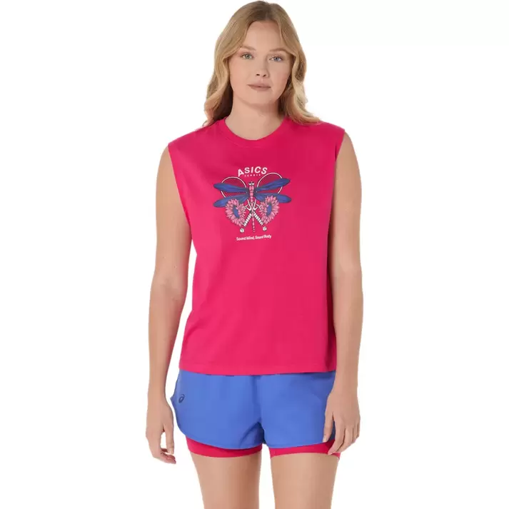 GAME SEASONAL GRAPHIC TOP