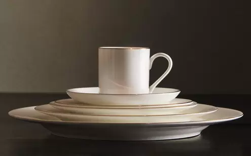 VAISSELLE PORCELAINE BONE CHINA LISERÉ