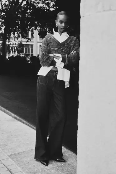 Wide-leg jeans with pockets