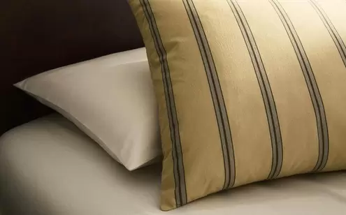 TAIE D’OREILLER PERCALE DE COTON RAYURES (300 FILS)