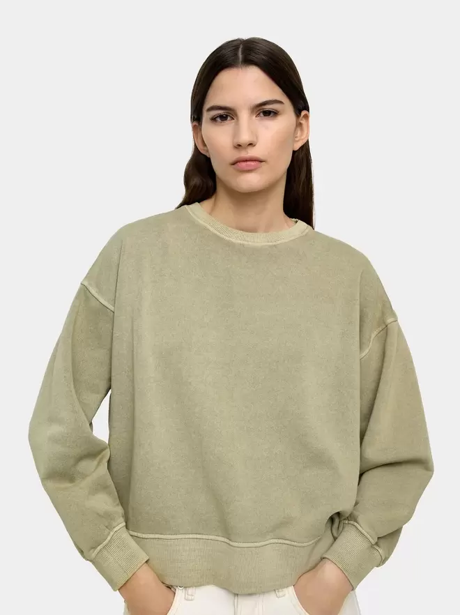 Sweatshirt avec effet délavé 100% coton