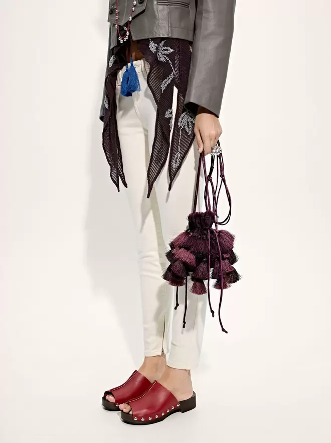 Sandales en cuir style sabot avec clous