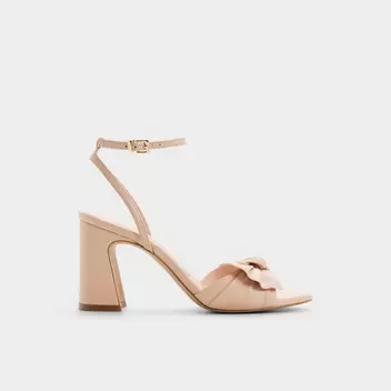 Angelknot - Strappy block heeled sandal