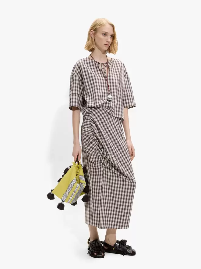 Blouse aux carrés avec nœud