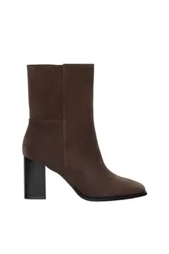 Bottines à talon en cuir