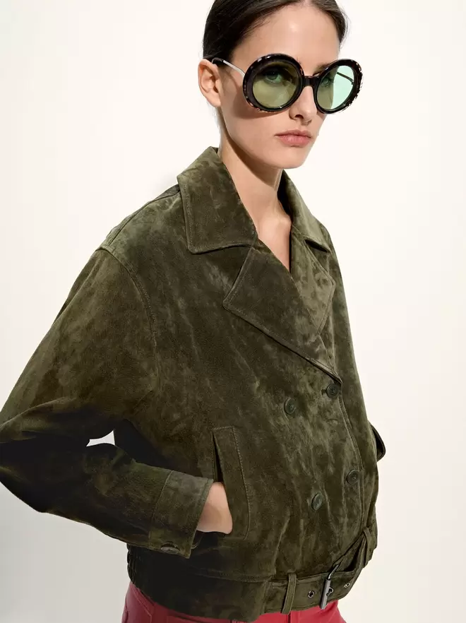 Veste en cuir avec ceinture