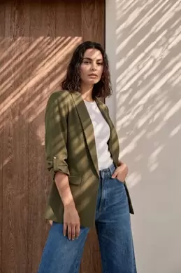 BLAZER FLUIDE À MANCHES RETROUSSÉES