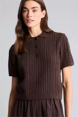 Pull en maille ajourée à col polo et manches courtes