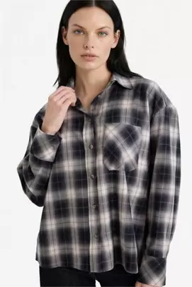 Chemise oversize longue en flanelle à carreaux