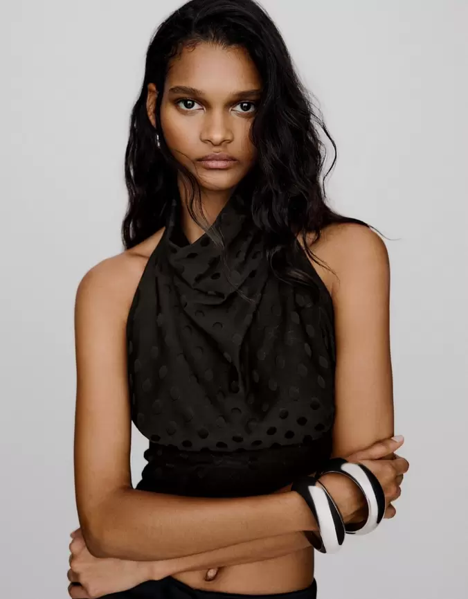 Top encolure américaine à pois