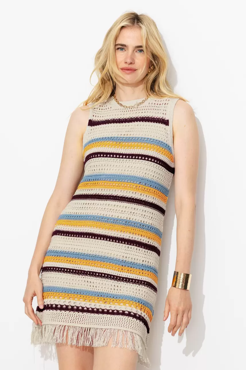 Robe rayée en crochet frangé
