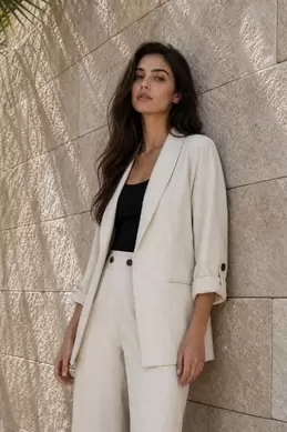 VESTE À MANCHES RETROUSSÉES