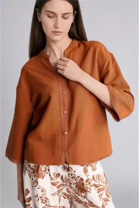 Chemise demi-manches en mélange de lin Coupe décontractée à encolure dégagée