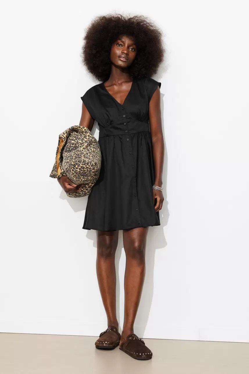 Robe courte et légère Femme