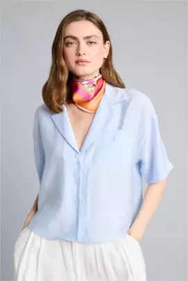 Chemise bleu clair en modal à manches courtes