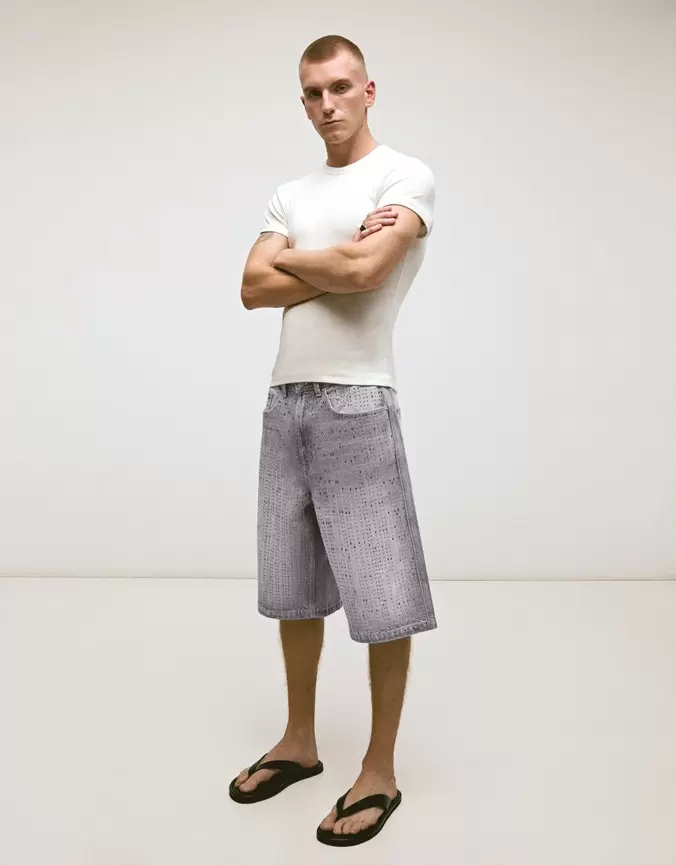 Bermuda baggy fit cloutée