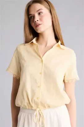 Chemise texturée col bébé