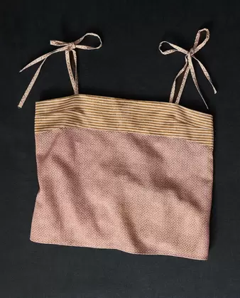 TOP À MOTIFS MIXTES | KATHARINE POLE