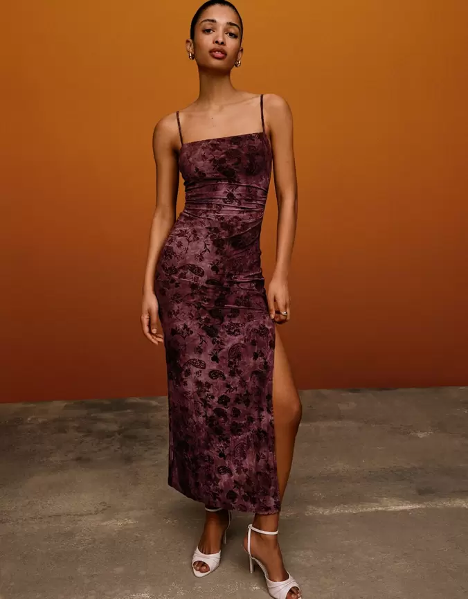 Robe midi à bretelles en tulle imprimé velours