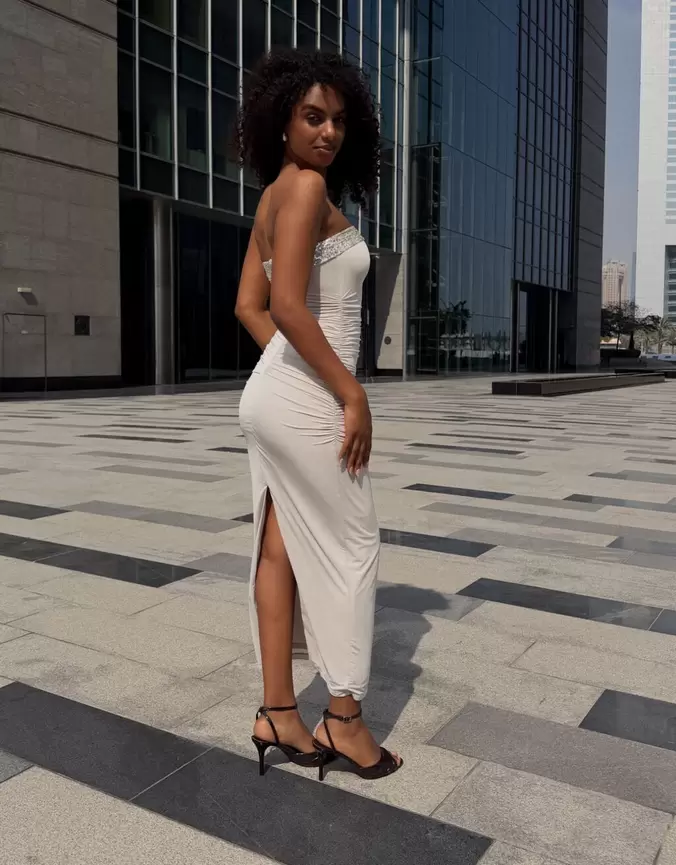 Robe midi bandeau à paillettes