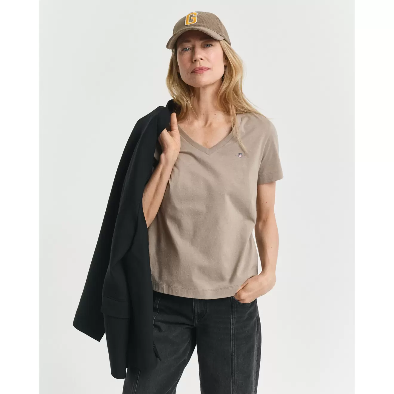 T-shirt col V avec bouclier
