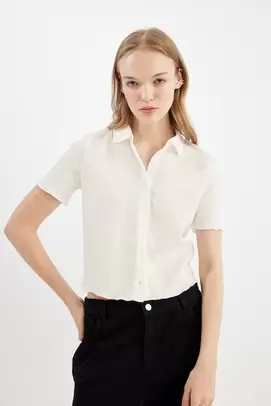 Slim Fit Short Sleeve Shirt