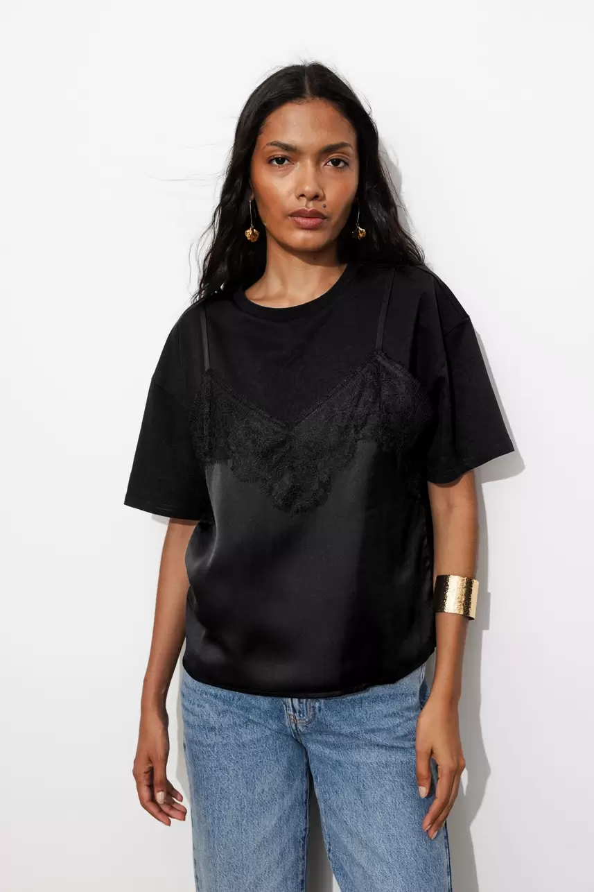 T-shirt et top effet superposé