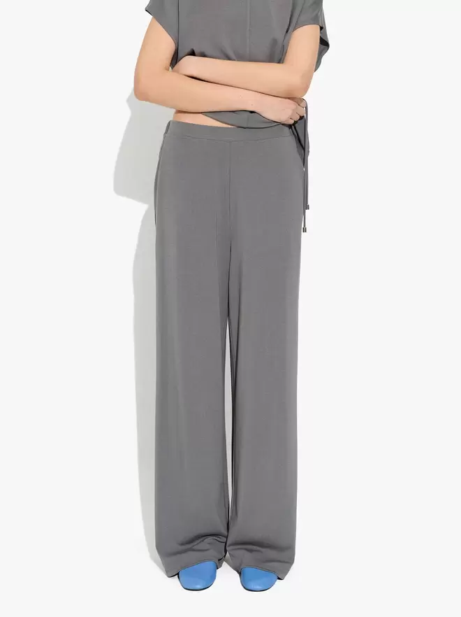 Pantalon fluide avec poches latérales