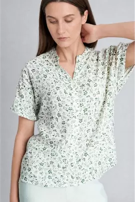 Chemise fleurie à manches courtes Coupe régulière