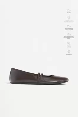 Barefoot ballerina flat