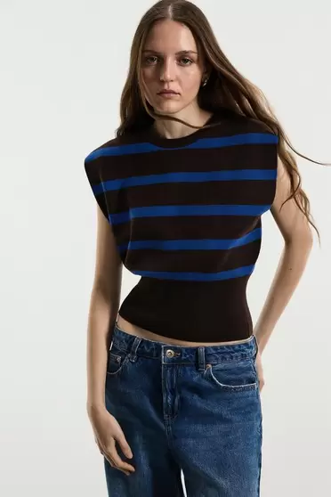 Voluminous top