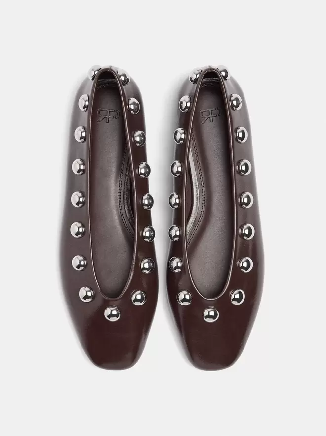 Ballerines avec sphères
