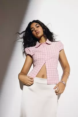 Chemise 100% coton ajustée à col bébé, à carreaux et manches courtes en tissu gaufré